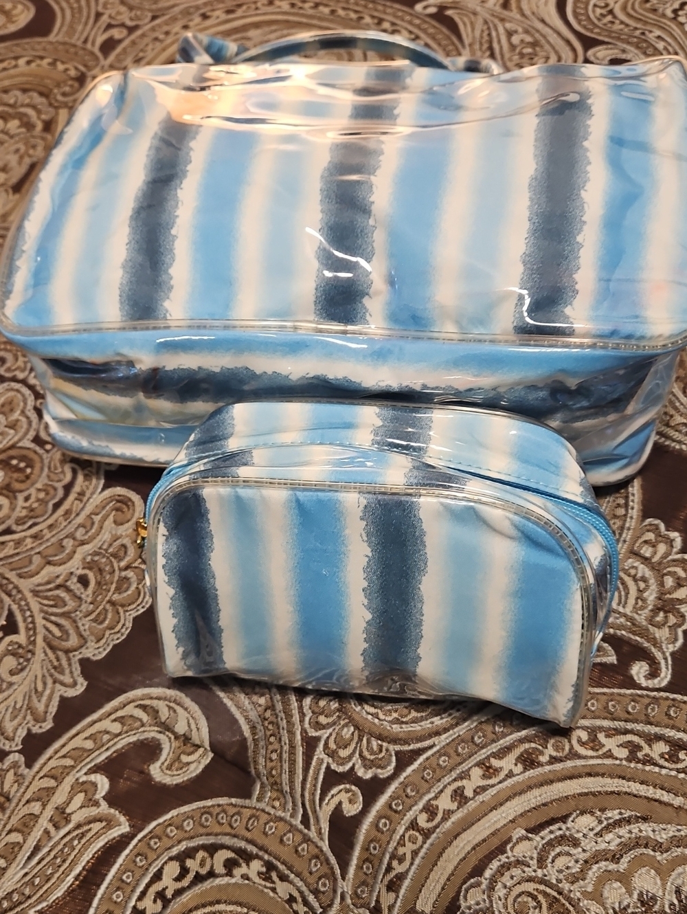 Striped Blue Travel Cosmetic Bag Set - ESTEE LAUDER NEW NEVER USED!!!